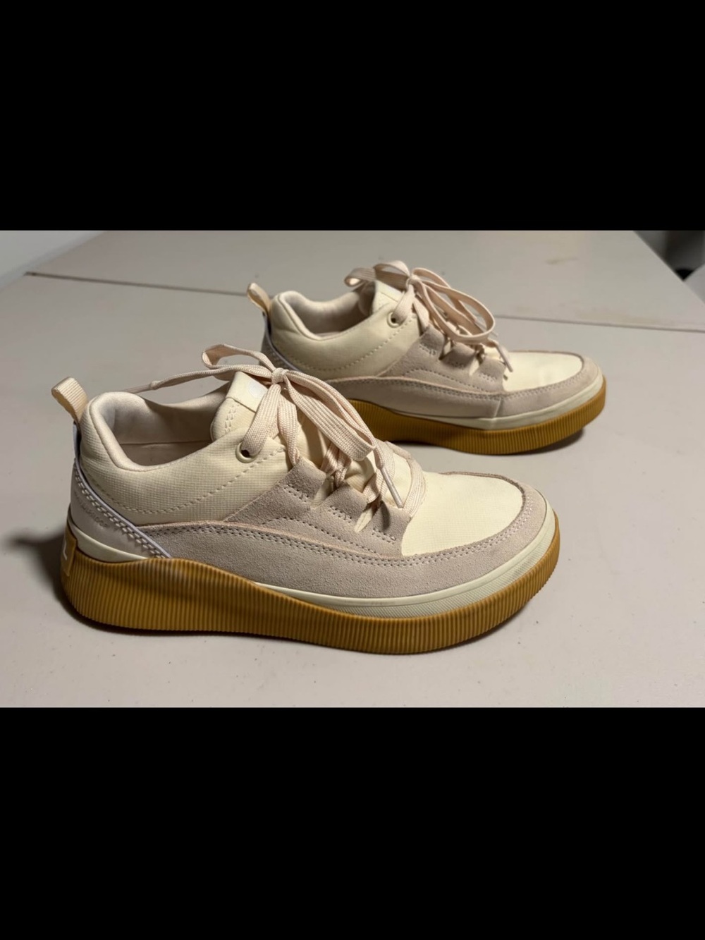 Sorel Out N About IV Waterproof Sneaker Women’s Size 6.5 Shoes